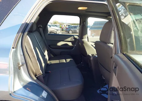 2011 Ford Escape Xlt from USA, damaged, VIN 1FMCU9D7XBKB84492